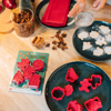 Εικόνα της Set of 5 Cookie Cutters with Stamps Christmas - Cookie Time! Legami